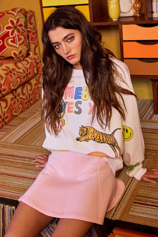Somebody Loves You' Graphic Sweatshirts