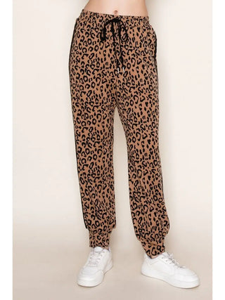 Leopard is the new black Joggers