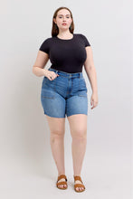 Load image into Gallery viewer, Back Flap Pockets Judy Blue Shorts