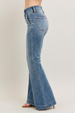 Load image into Gallery viewer, Judy Blue Flare Jeans