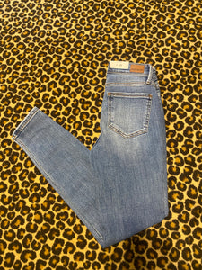 Mid Rise Skinny Fit Judy Blue Jeans