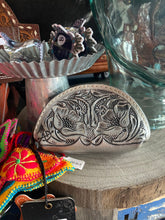 Load image into Gallery viewer, Bandera Coin Purse