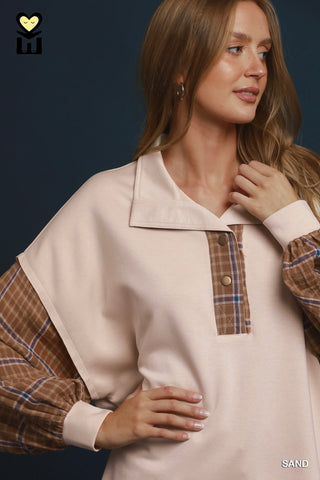 Prairie Sand Plaid Contrast Pullover