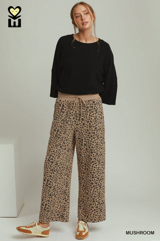 Mushroom Mesa Leopard Jacquard Pants