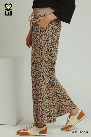Mushroom Mesa Leopard Jacquard Pants