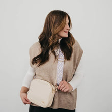 Load image into Gallery viewer, Willow Camera Crossbody Bag | Cream