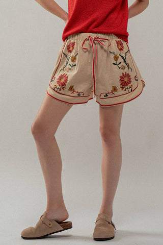 Daisy Embroidered Floral Shorts