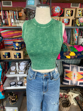 Load image into Gallery viewer, Ribbed Seamless Crop Top - Dark Green