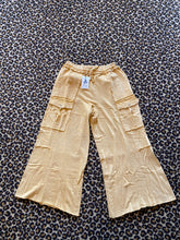 Load image into Gallery viewer, Wide leg Mineral Washed Pants