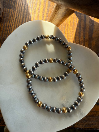 5mm Navajo Pearl Stretch Bracelet with Gold Filled Beads