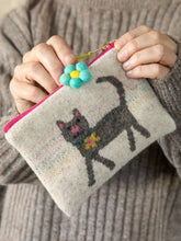 Load image into Gallery viewer, Cat Sweater Zipper Pouch