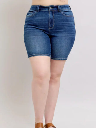 Bermuda Judy Blue Shorts