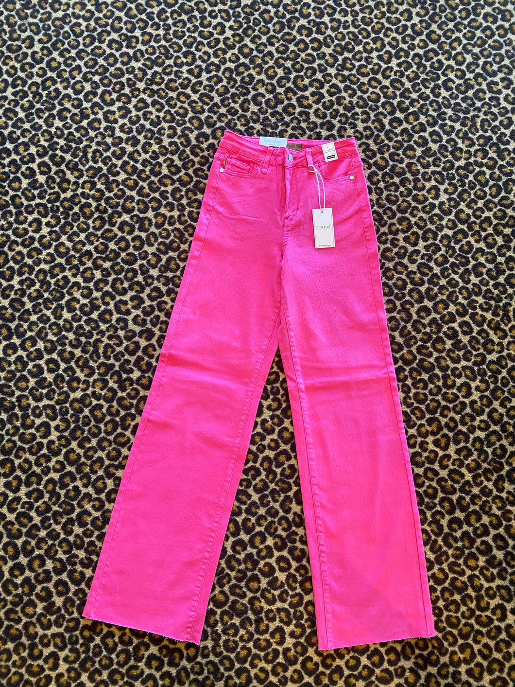 90s Straight Fit Judy Blue Jeans - Hot Pink