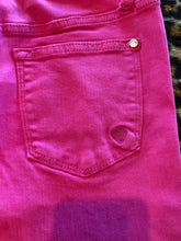 Load image into Gallery viewer, 90s Straight Fit Judy Blue Jeans - Hot Pink