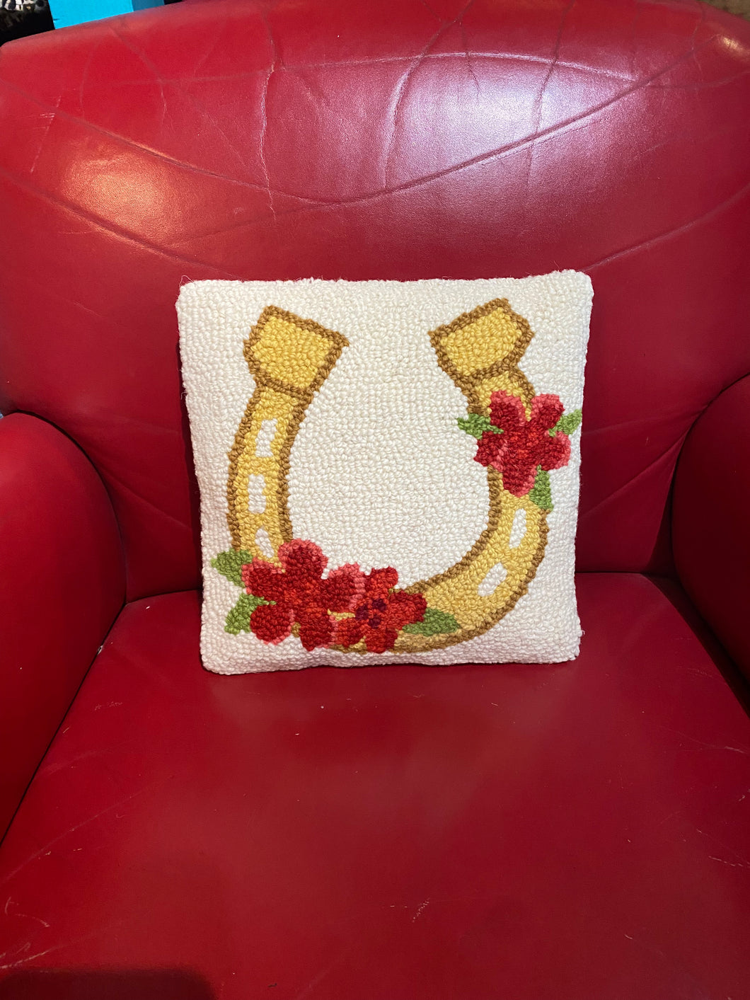 Floral Horseshoe Hooked Pillow