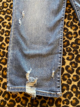 Load image into Gallery viewer, Wide Leg Crop Judy Blue Jeans