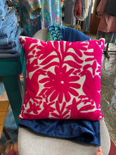 Load image into Gallery viewer, Otomi Bird Pillows