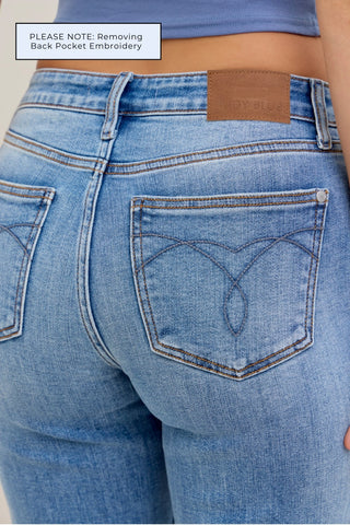 Judy Blue Roll ’Em Boyfriend Jeans