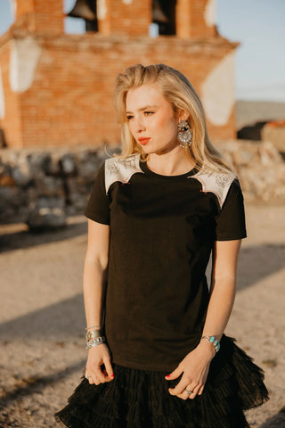 Caballo Blanco Tee by Rodeo Quincy