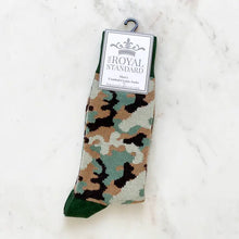 Load image into Gallery viewer, Men&#39;s Camo Socks