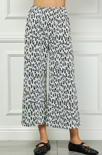 Animal Print Cropped Pants
