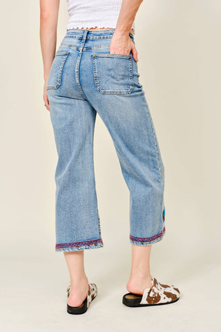 Mustang Trail Cropped Jeans