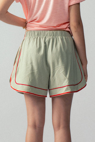 Daisy Embroidered Floral Shorts