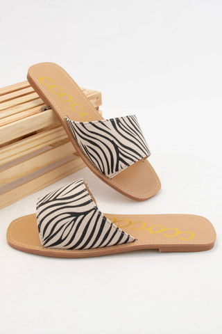 Cherise Zebra Patterned Slide