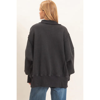 Black Creek Contrast Pullover