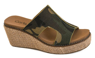 Kiss N Tell Wedges by Corkys - Camo