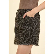 Load image into Gallery viewer, Cady Leopard Mini Skirt