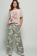 Load image into Gallery viewer, Desert Camo Wide Leg Cargo Pants